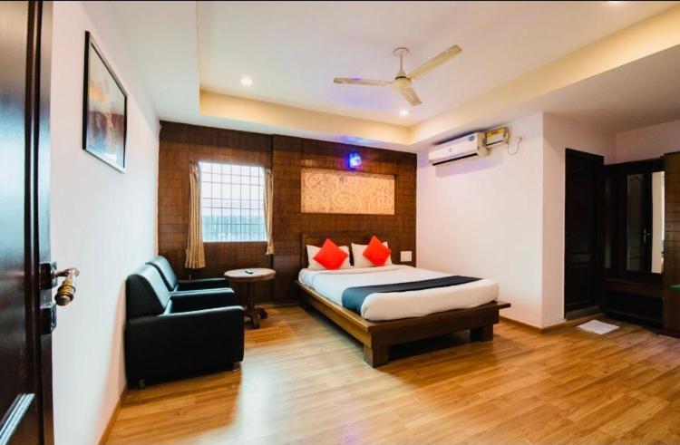 Hotel Seasons Residency Bangalore Exterior foto